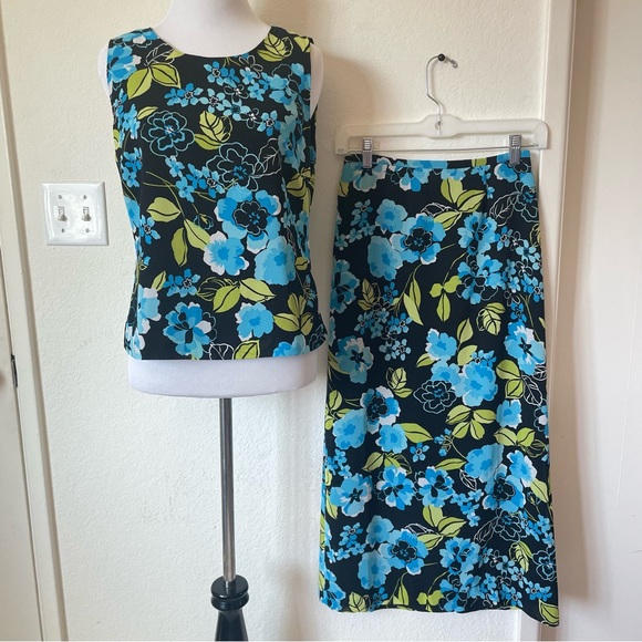 Casual Corner Dresses & Skirts - Annex Petite Blue Floral 2pc Skirt Matching Set Sleeveless Midi Small 2000s